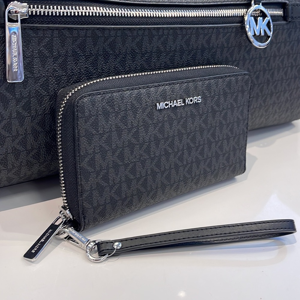 Michael Kors MK Signature Large Flat Multi-Function Phone Case Wallet Wristlet - Picture 6 of 16